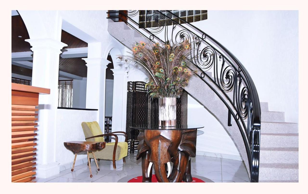 The Haven Boutique Hotel Кумасі Екстер'єр фото
