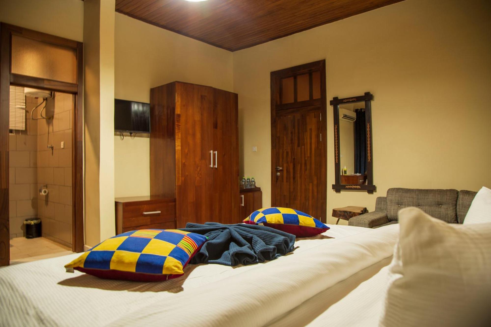 The Haven Boutique Hotel Кумасі Екстер'єр фото