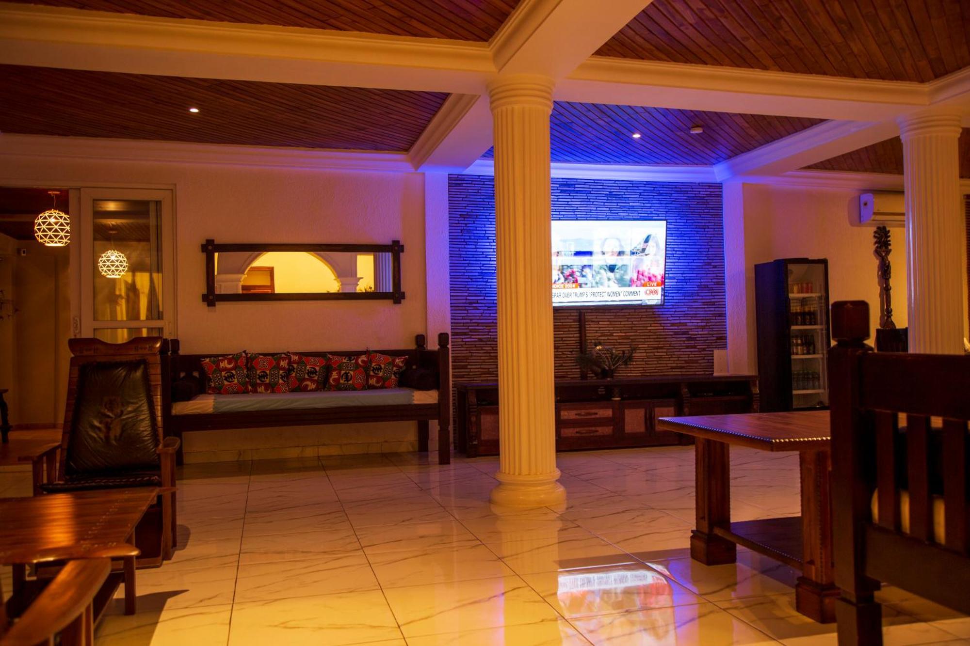 The Haven Boutique Hotel Кумасі Екстер'єр фото
