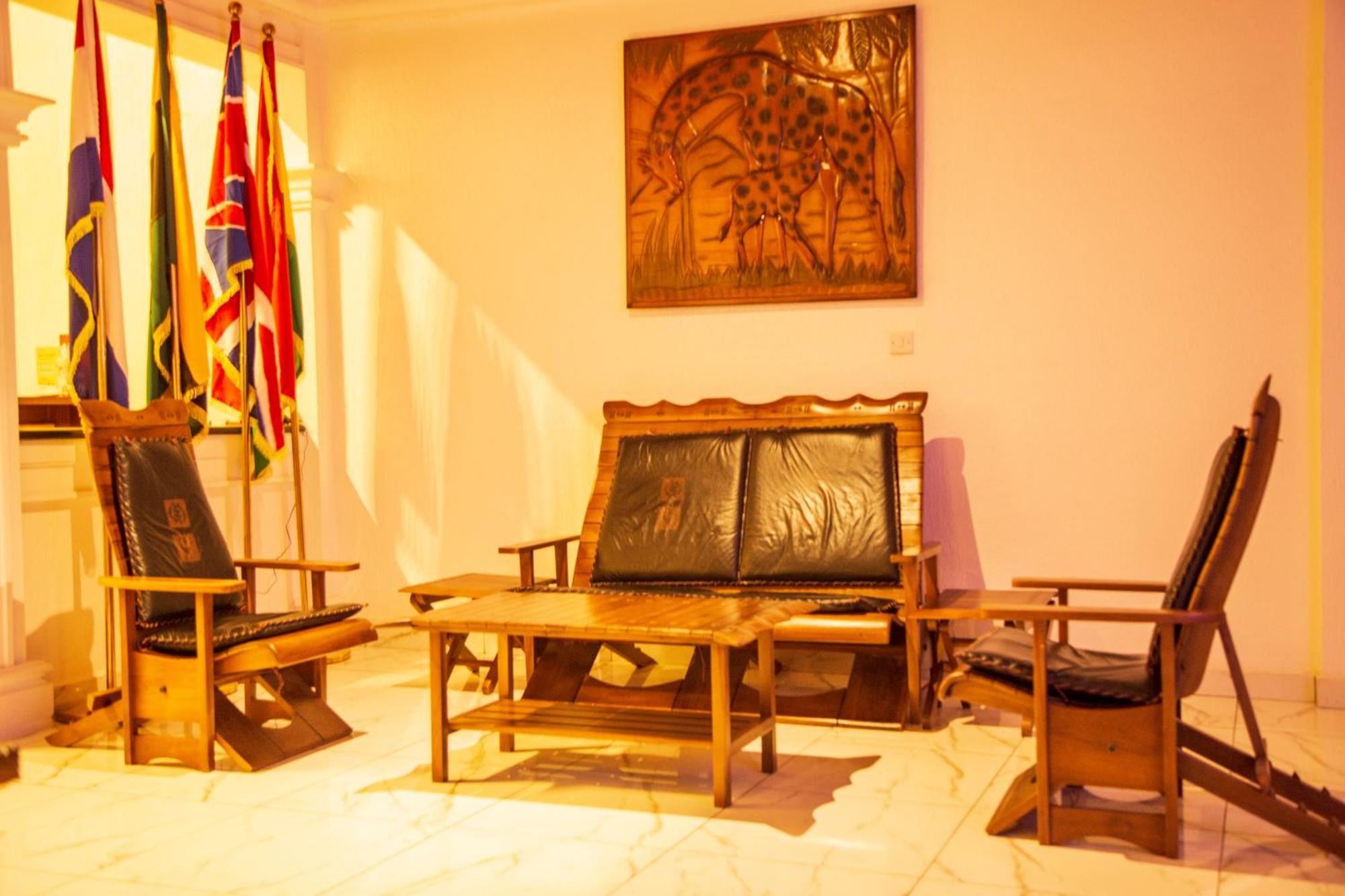 The Haven Boutique Hotel Кумасі Екстер'єр фото